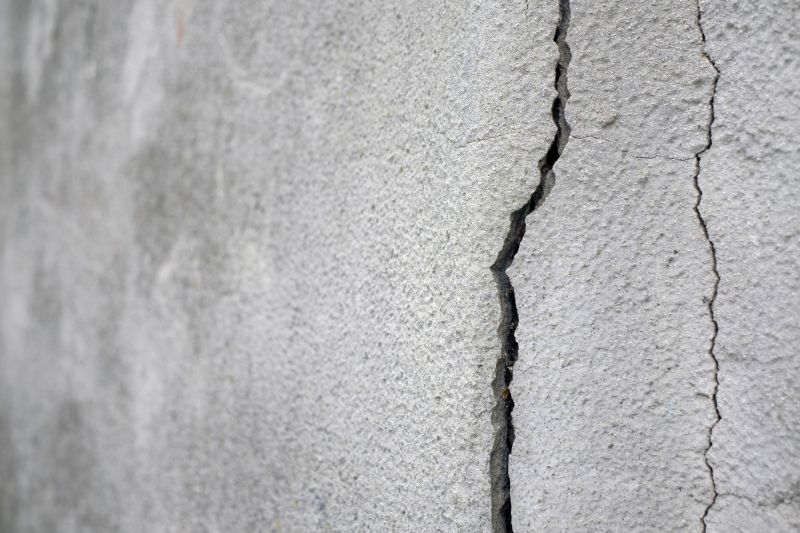 Cracked Wall Before Repair